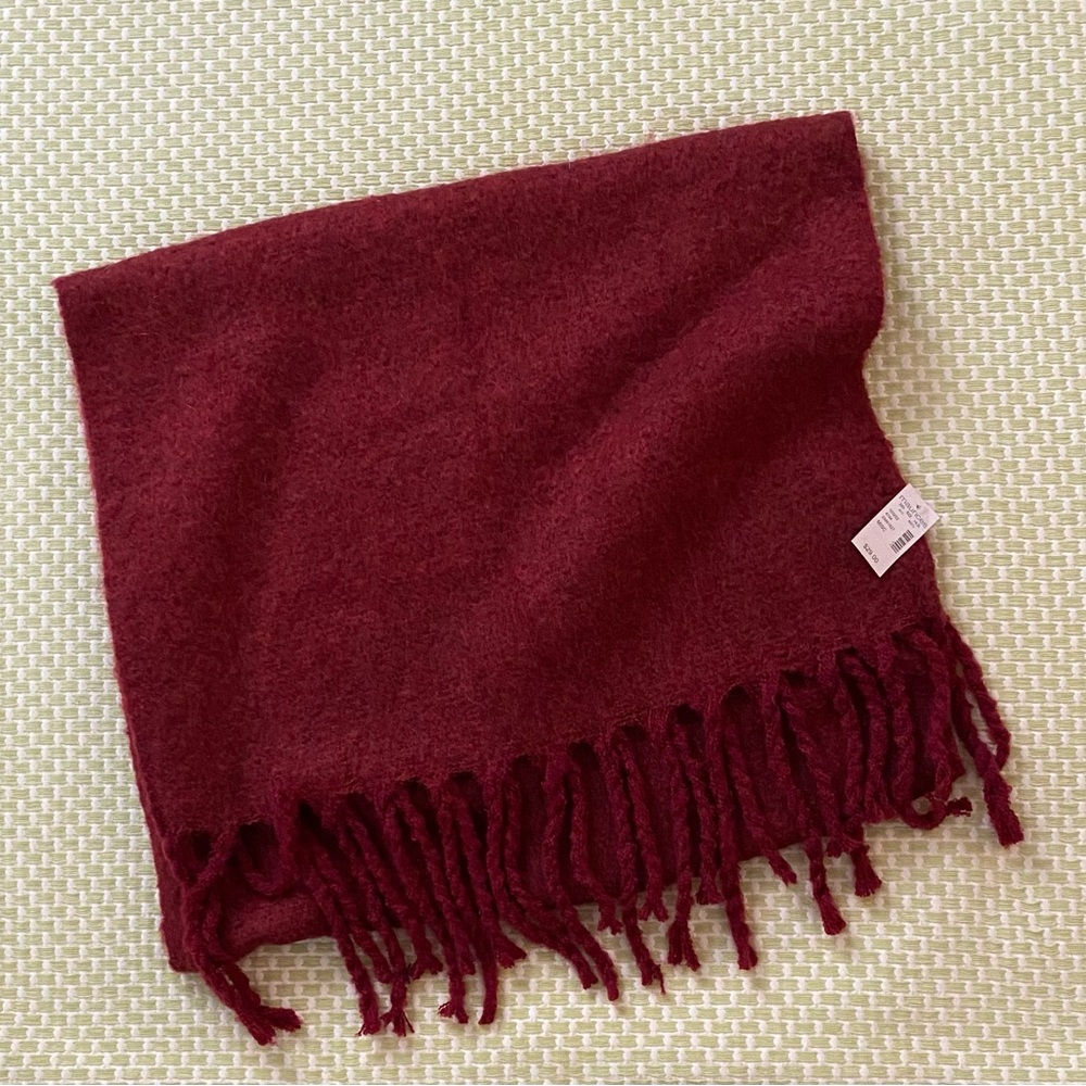 🌲Maurices Oversized Scarf 🌲